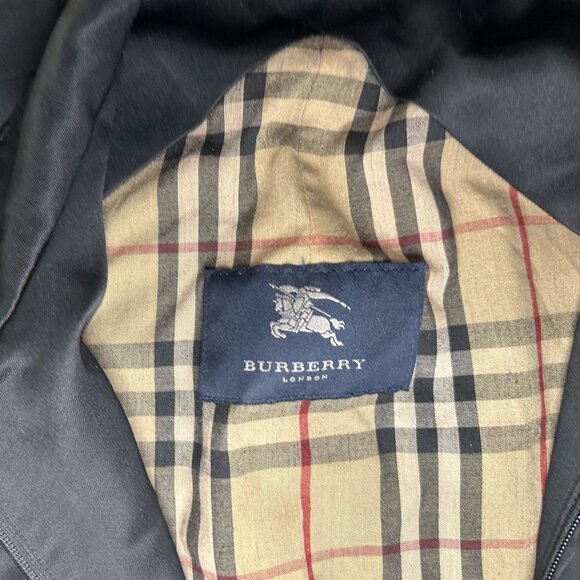Burberry Nova Check Lined Bomber Jacket – Black Medium 8.5/10 Condition - Picture 6 of 12